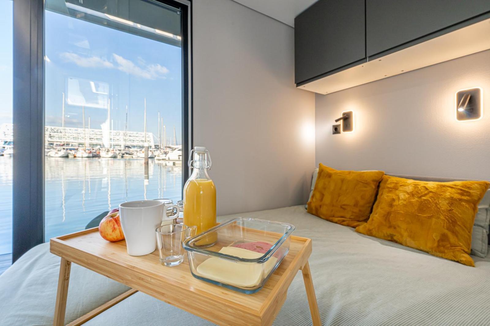 The Homeboat Company Parque Nacoes-lisboa Hotel en barco Lisboa